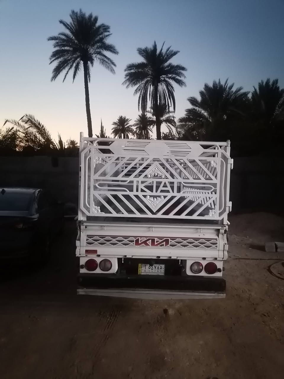 السلام عليكم محجر فحل مستعمل نظيف
سعر ٤٠٠ مكان كربلاء ***********
