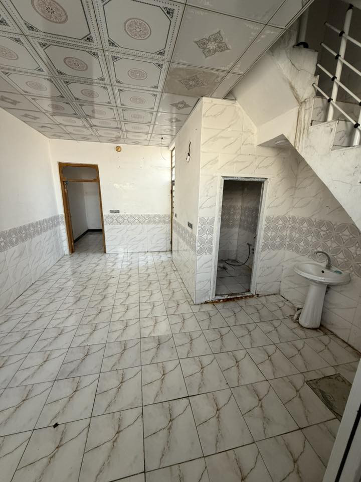 سلام عليكم دار لبيع مقابيل قريه الغدير مساحه دار 50 م سنر حر طابو 25  دار جدآ نضيف وقريب ع شارع عام لاستفسار اكثر اتصال ع رقم *********** 
@إشارة #الجميع
