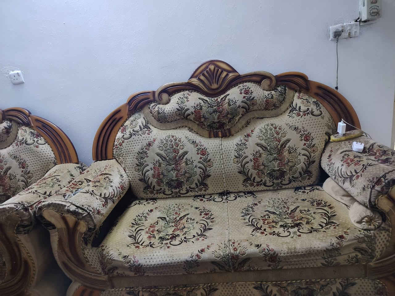 تخم ملكي نظيف جدا خمس قطع قنفة حجم كبير واثنان وسط وكرسيان السعر ٢٠٠ الف


**إذا كنت صاحب هذا الإعلان وتريد حذفه لأي سبب، رجاءا أرسل رسالة إلى الدعم الفني**