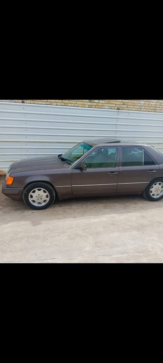 سلام عليكم سياره مارسيدك موديل 91 رقم اربيل سنويه 30 مصبوغ جماليه صبغ اربيل عام تبريد شغال تنته شغاله سياره جاهزه بيع او مراوس كهربائيات كامله محرك 6 سلندر سياره حلوه ونضيفه وين ماتريد تطلع بيها العنوان بصره قضاء المدينه سعر خاص رقم ***********

