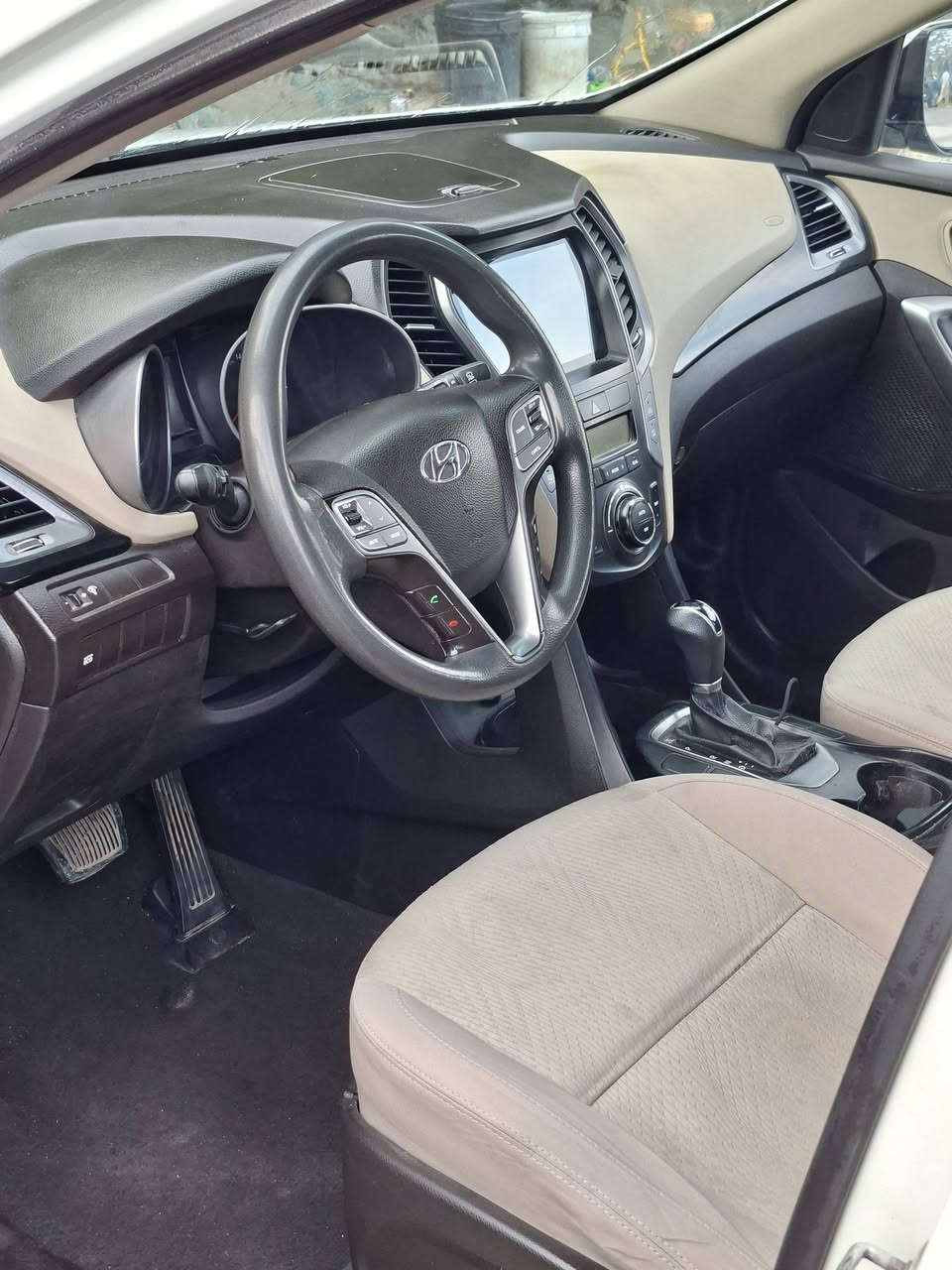 2013محرك 4 سلندر خليجي كفاله بنوراما مري شفط 7 راكب بأسم شركه بالنجف السعر 160 وبيها مجال جاهزه من كلشي ***********
