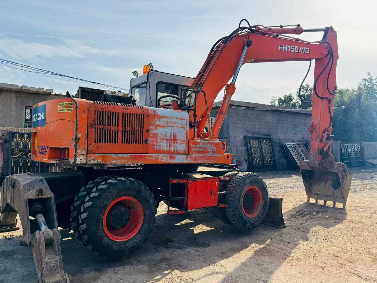 السلام عليكم حفاره للبيع  هيتاشي تاير موديل1994 رقم دهوك وبسمي سنويه2027 حفاره محرك ازوزه شرط مامفتوح حفاره خير من الله كفاله عامه شاصي كفاله عامه تخم تاير جديده حركه خير من الله كل نقص مابيهه الشراي يتصل 
#الستفسار***********واتساب
#الستفسار***********واتساب
