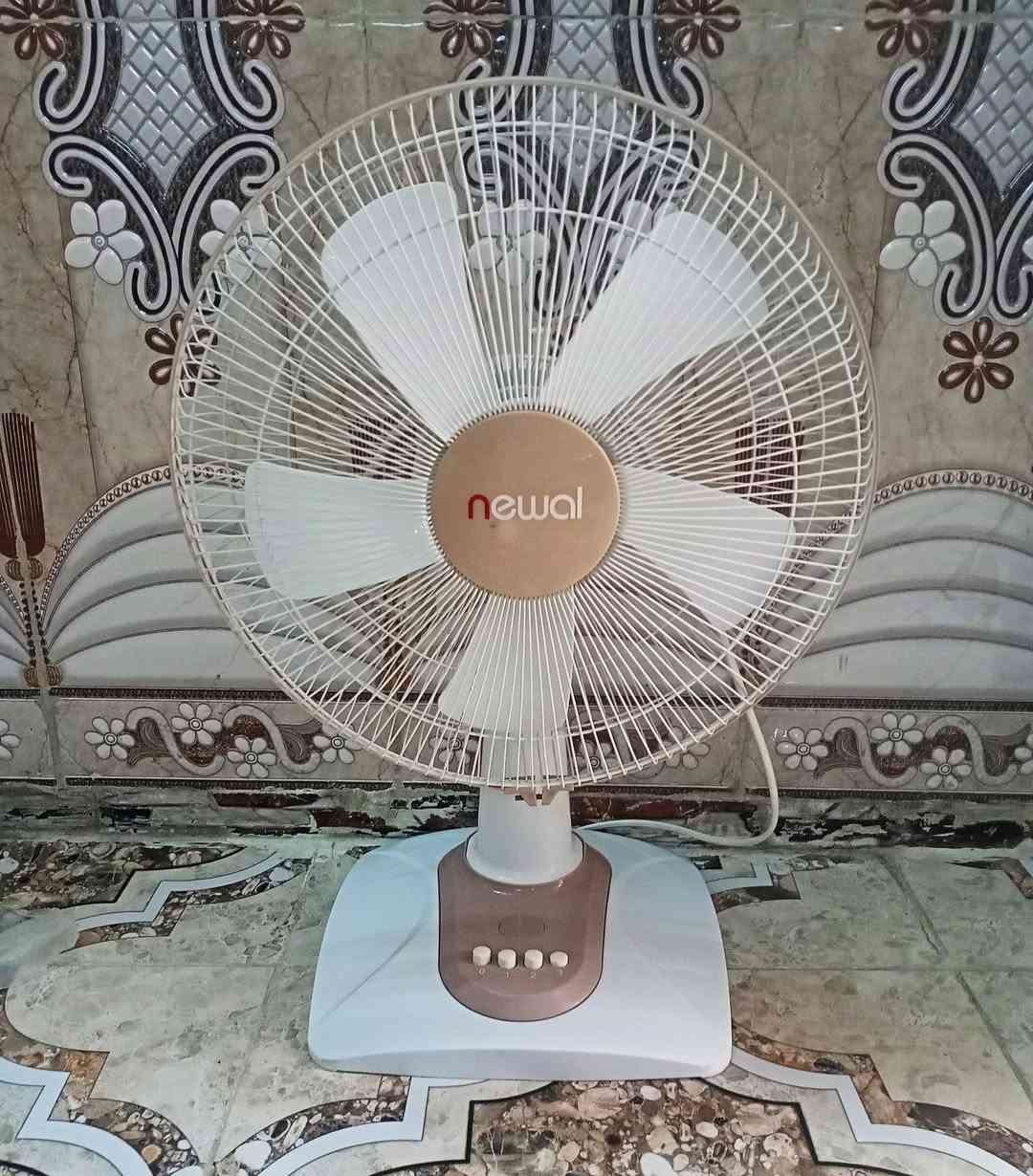 اغراض للبيع كلهم شغالين والشراي يتصل على الارقام ***********/***********عنواني ايسر سايدين حي النور قرب مجسر المعارض
