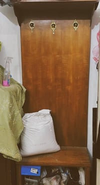 اخشاب • للبيع