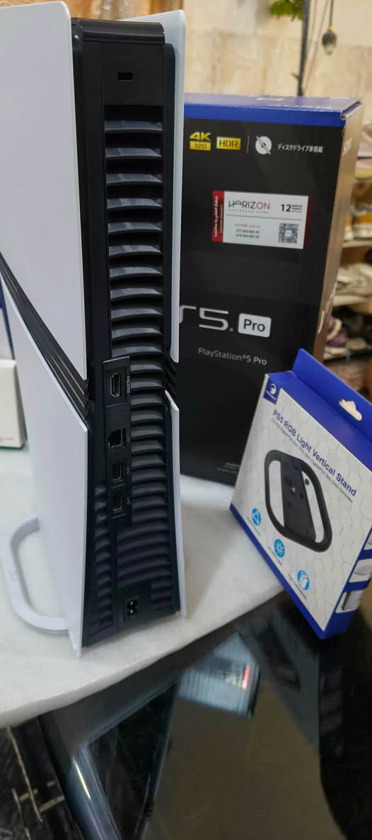 بلي ستيشن 5 برو نسخة اليابان ريجن 3 🇯🇵 جديد 

(للبيع) 

المواصفات : بالوصف ⬇️⬇️⬇️

——————————————————————

متوفر : PS5 (PRO) نسخة اليابان ريجن 3 🇯🇵جديد 🆕 

نظافة الجهاز : 100 %

سعة التخزين : 2TB تيرابايت 

النسخة : اليابان 🇯🇵: ريجن 3 نسخة مفضلة أو جميلة أو راقية بالكونسل ❤️

مع ألعاب جميلة داخل الجهاز تقريباً 8 ألعاب 

للتواصل أو معرفة السعر : ⬇️⬇️⬇️

رقم واتساب : ***********

—————————————————————— بغداد, العراق
