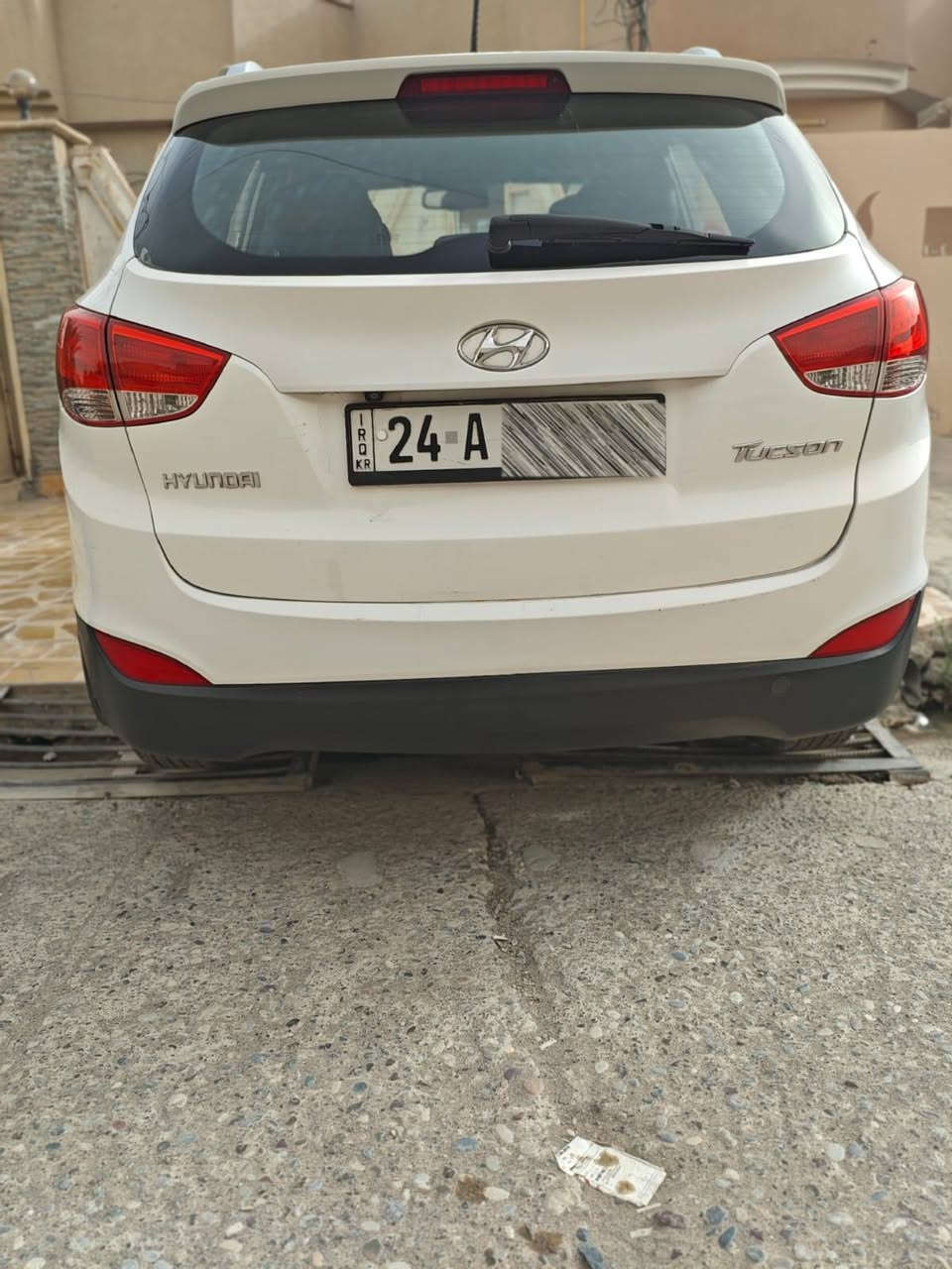 السلام عليكم توسان موديل 2013
الضرر تقليم كرت فقط بدون ضرر شرط 
كير شرط مكينه بيها راجزفقط
الرقم ***********
