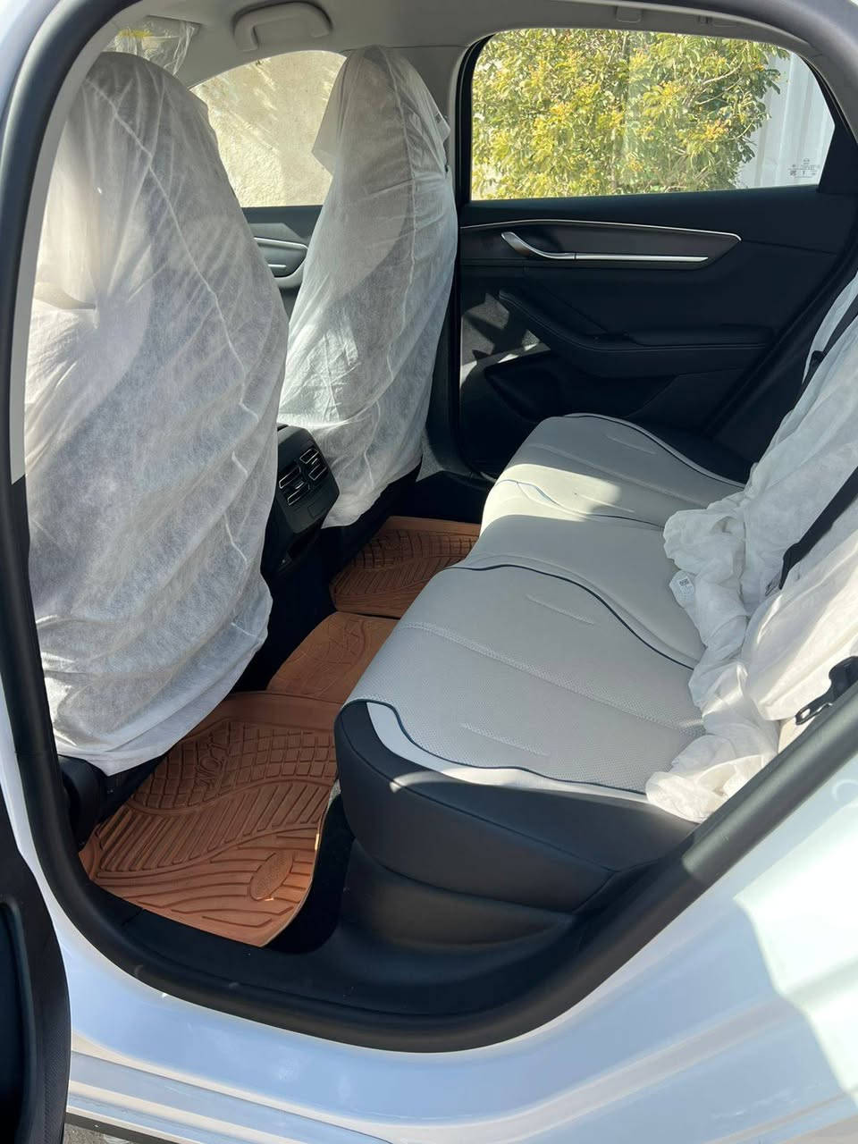 بى واي دي ديسترو للبيع رقم كربلاء باسمي ماشيه 2000 شخط مابيها السعر 19 مليون /***********
