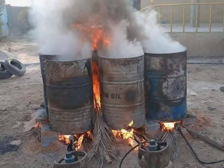 سلام عليكم سكلة الرحمن لتجيير السطوح والاساسات كافة بسعار مناسبة؛ شغل فول سعر البرميل كرستة وعمل 75 واني خادم ***********  @@ ***********
