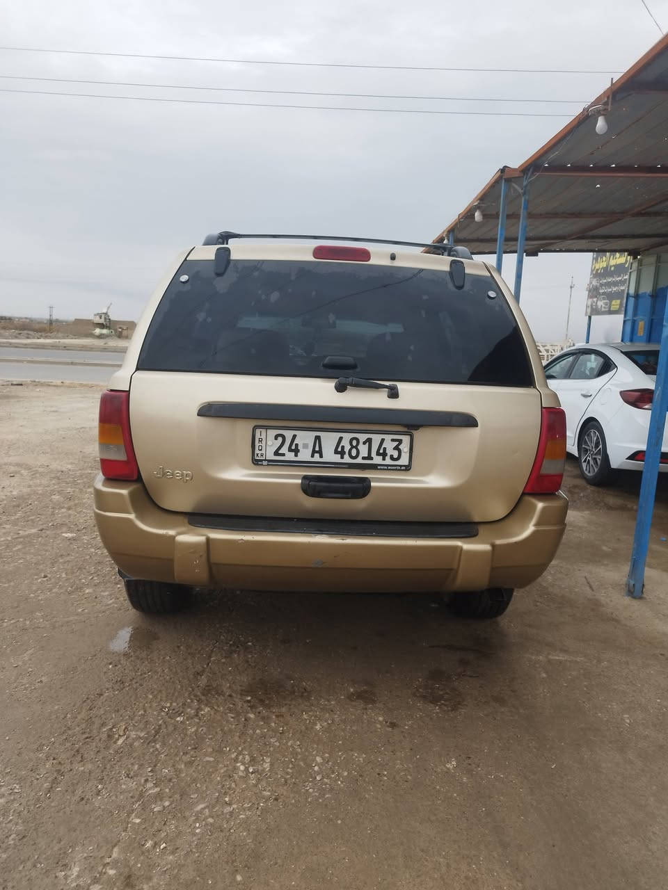 السلم عليكم جيب شروكي موديل الفين رقم دولي شمالي بسمنه تريد وكاله تريد تحويل سياره جاهزه سنويه للسبعه وعشرين وترهم مراوس حسب القناعه اي ستفسار ***********وعل خاص وحياكم الله
