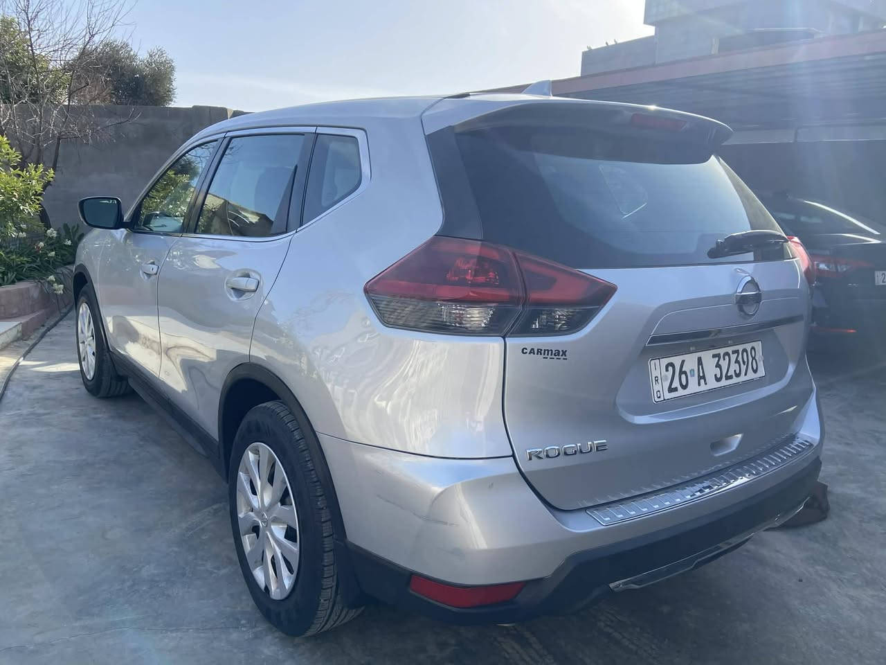 السلام عليكم للبيع نيسان روج موديل 2018 وارد امريكي بدون ضرر سياره رقم صلاح الدين جديده هزه سنويه كلها جديده  جاهزه باسمي السعر 150 وبيها مجال .مكان السياره شرقاط.اجميله
***********
***********
