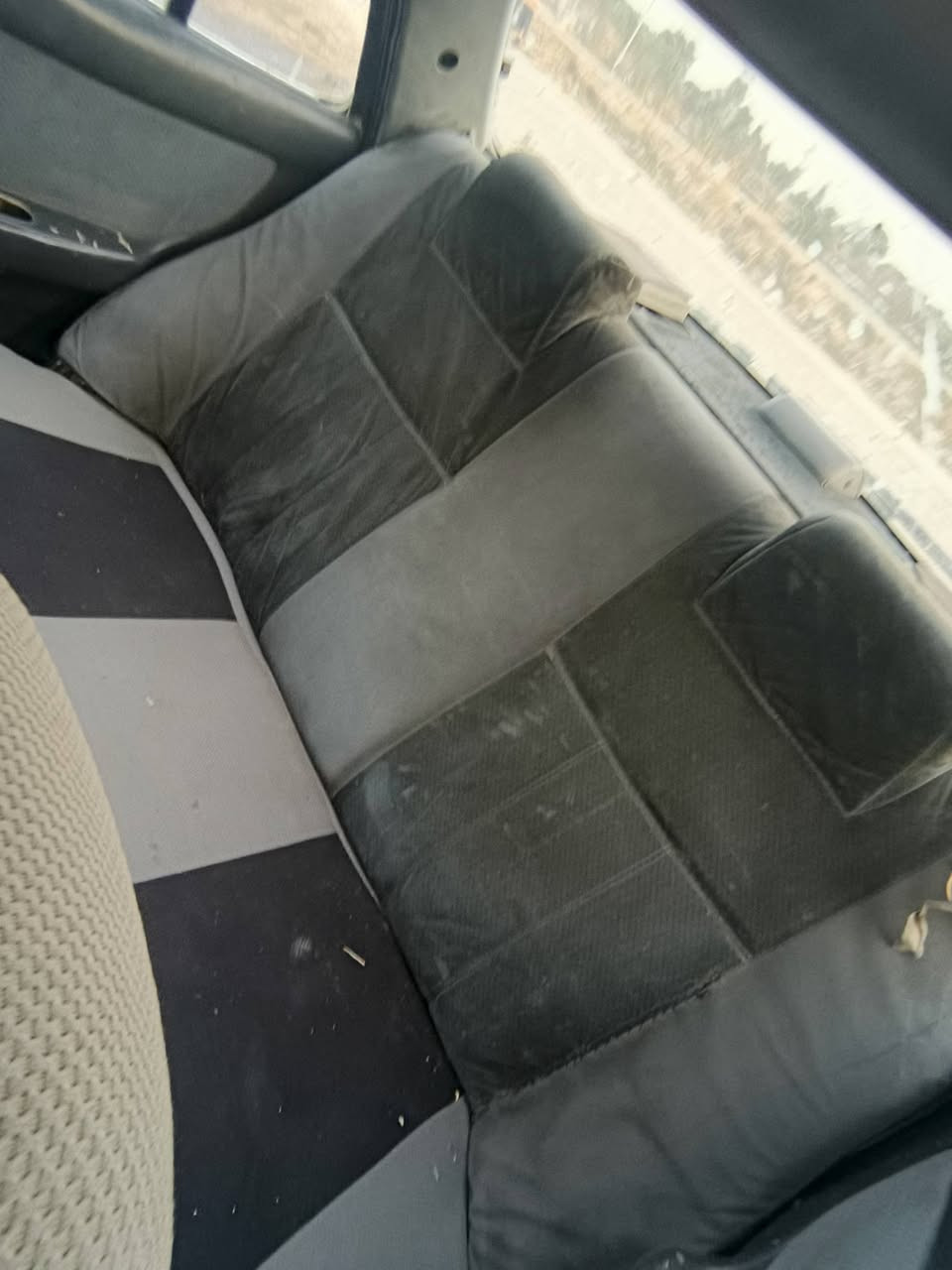 السلام عليكم كيه سيفيا مديل ٩٣سياره بلاد داخل حلو كير محرك باتري جديد البارحه شديته سياره خير من الله رقم ديالى جديد إنكليزي سنويه 30السعر 19بيها مجال قليل 
متواجد خاص وهاذ رقمي***********
