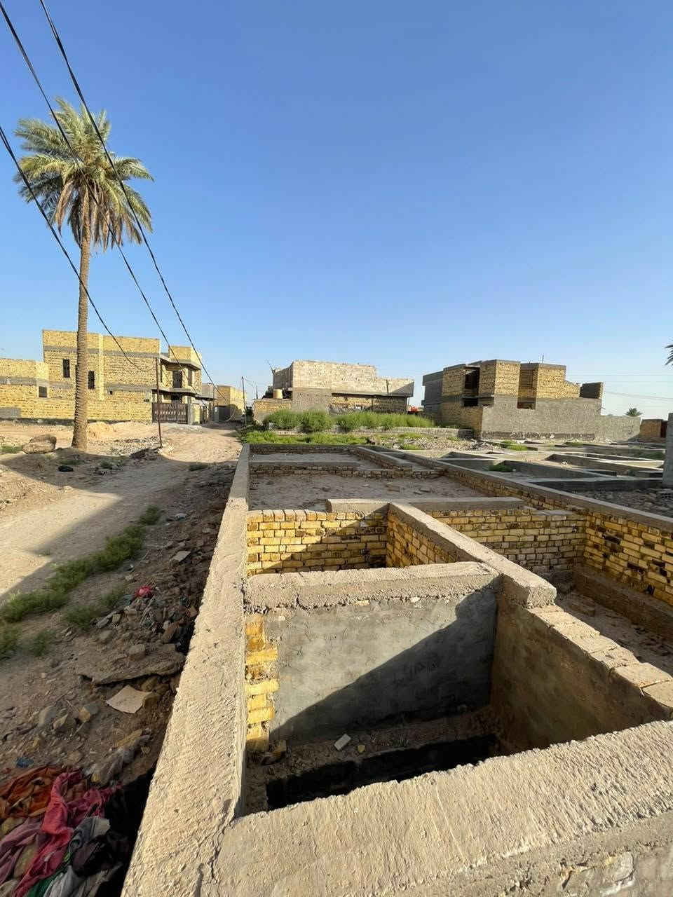 بتلو كامل طابو زراعي سند 25
مساحته 👈 100م       خريطه مرتبه

#العنوان ) 👈 خلف حي القضاة ) قرب شارع 30 

السعر 👈 ( 20 وبي مجال ) 

الاتصال 👈 ***********
