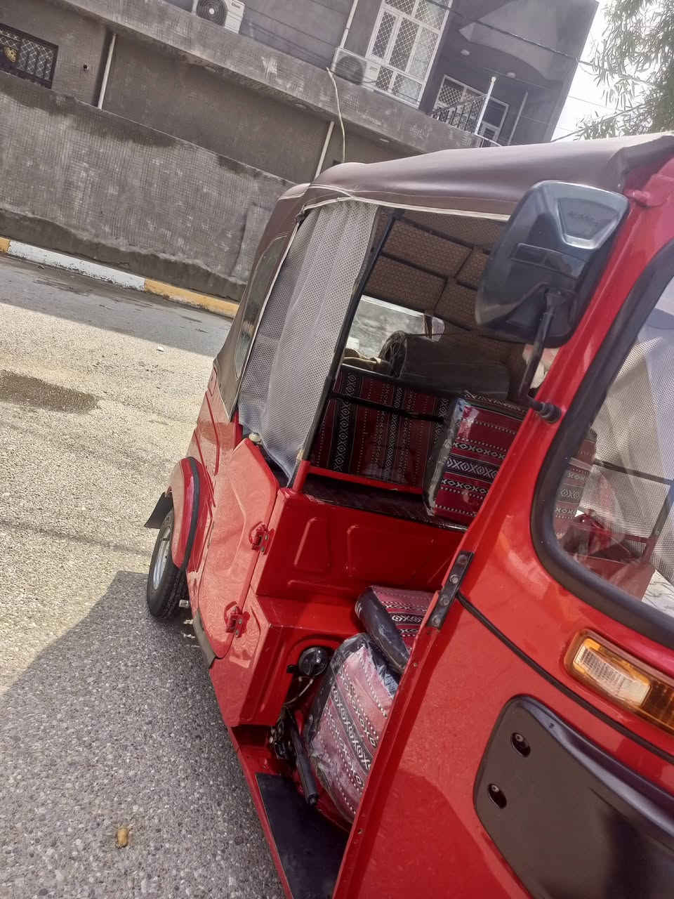 سلام عليكم دكتك موديل 22شهر 11 دكتك كامله مكمله هي نقص ما بيه دكتك مضلع طابه بل 23 شهر 11 دكتك بلاديه حته دوس ما معمرات سعر 9700وبيه مجال مكاني ديالى بعقوبه مفرك تحويل ثاني يوم ***********
