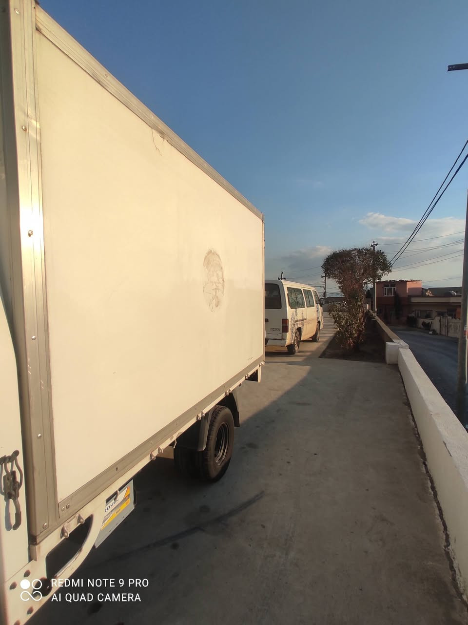 Kia 2700 look
2012

gerw makina shansy bashart

by boyaxw ledraw

***********

ranya
