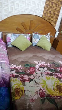 غرفة نوم • خشب اصلي • ميز تواليت