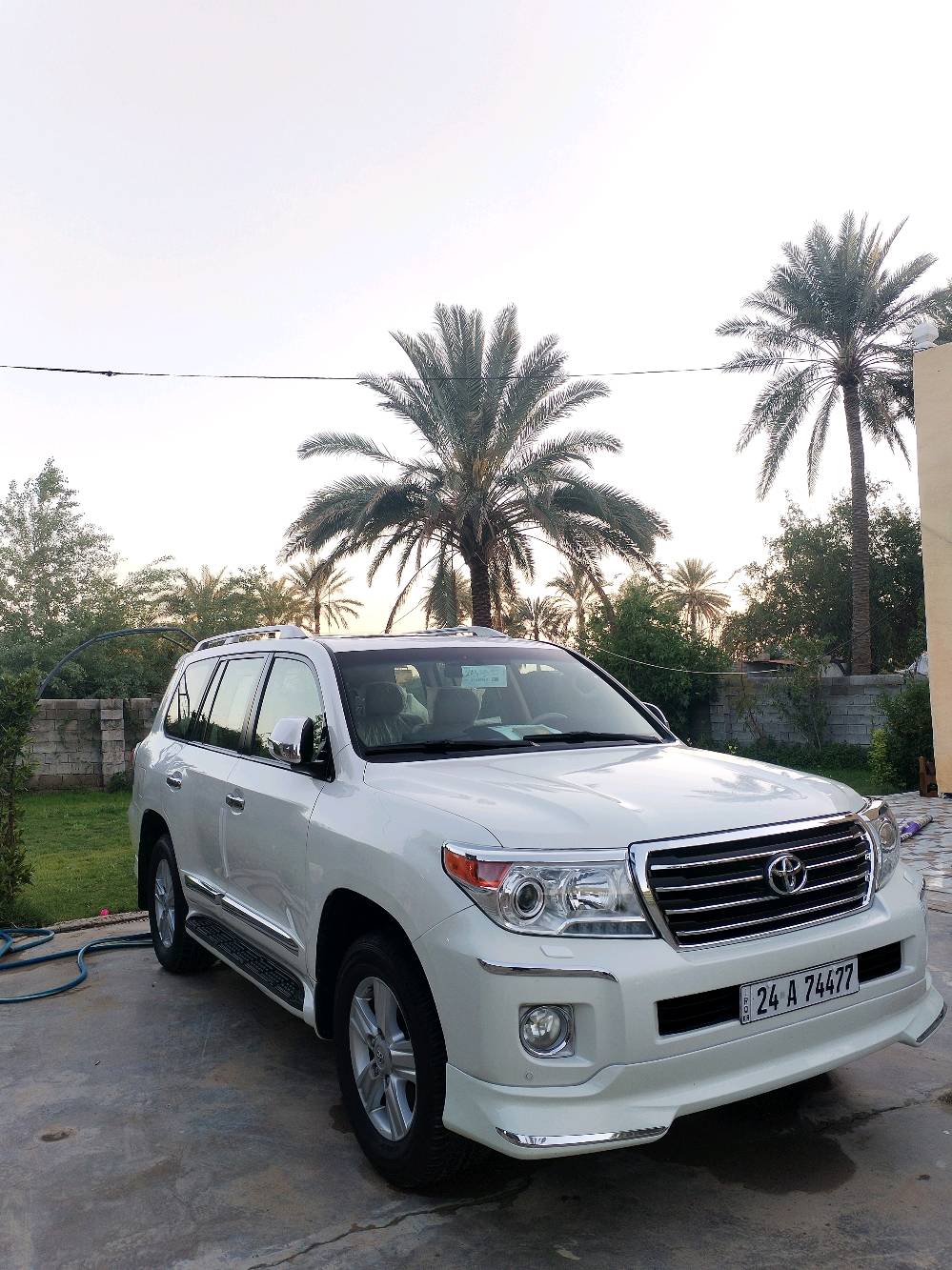 لاندكروز 2012 ابريمي اصل المرايه القلاب غني عن التعريف
كفاله عامه من كلشي عل وضع شركه مابيه كل نقص شرط عل فحص 
🔸سعر 355 بيه حك جيتك 
🔸محرك 4000  مرغوبات 6سلندر 
🔸 شاشات تطبيق  
🔸كامرات 
🔸مرايات شفط كهرباء وعل بك قلابت  
🔸تحكم ستيرن فول 
🔸8 ايرباك
🔸ثلجه
🔸تخم تاير دلوب ياباني
🔸كشنات جلد بلادي
🔸كراسي الامامي كهرباء 
🔸تدفئة تبريد 3 قطع
🔸حساس امامي و خلفي
🔸 مرقم دهوك لوحه جديده  بسمي  سنويه ٣٠٣١
🔸 العنوان : واسط قضاء صويره 
🔸 للاستفسار  الاتصال بالأرقام 
☎️ *********** 
***********