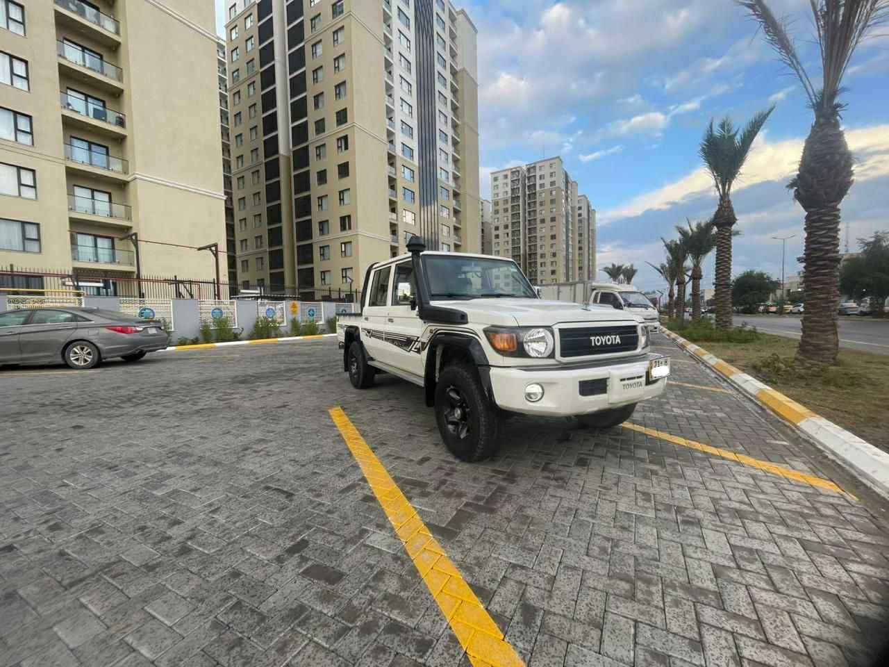 سلام عليكم
لاند كروز شاص مديل 2022 
مكفوله كفاله عامه 
ماشيه 35,000
ونش سحب (3,6) طن 
داخل  جلد مشمشي 
رقم سلميانيه باسمي 
السعر 45,000 
عنواني بغداد الكرخ
***********
***********
