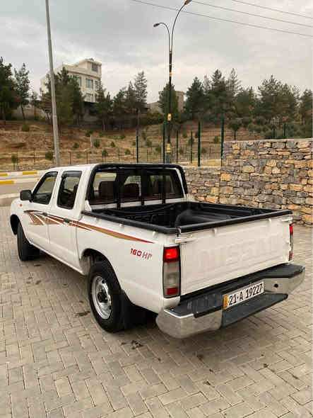 سەرەتا بە ناوی خوای گەورە و میهرەبان

فرۆشتنی خێرا

نیسان پیکاب دبل قمارە

مۆدیل ٢٠١٦

رەنگی سپی بەفری

مەکسیکی

مواسفات خلیجی ناو سور و ABS و چوار جام کارەبایی شاشە ئایپاد و کامیرایە لایت زینۆن عدەسە 

نموونە لە جوانی و پاکی

گیر و مەکینە و کارەبایی و تەبرید و تەقە و رەقە و تندوتۆلی بەشەرت نەکراوەتەوە

٤ تایە و ویلی لۆکی بیلادی لە ژێرە

سێ پارچەی پیشەوەی رەشە و بەحال قرچیکی خفیفی هەیە شایەنی باسنیە و سەقفی بەشی پیشەوەی کەمیک کارتی هەیە ماباقی هیچی پیوە نیە و زۆر جوان ماوەتەوە 

یەک دەستە سەیارەکە

رەقەم و سەنەوی تازەیە تا کۆتایی ٢٠٢٩

بە ناوی خۆمانەوەیە

تحویل و خرامە و بە ناوکردن بەشەرت

ماڵی دۆستە و دیناریک مەسرەفی نیە

١٨٠ هەزار کیلۆمەتر حەقیقی رۆشتووە

ناو دەری زۆر جوان و پاک ماوەتەوە لەسەر دەقی شریکە

بۆ عەیب و عار پرسیار مەکە.!

شوین// هەڵەبجەی شەهید

سعری// ١٣٠ گڵا و مجالیکی برایانەی تیدایە

***********

***********

واتساب و تیلگرام و ڤایبەری لەسەرە.! حلبجة
