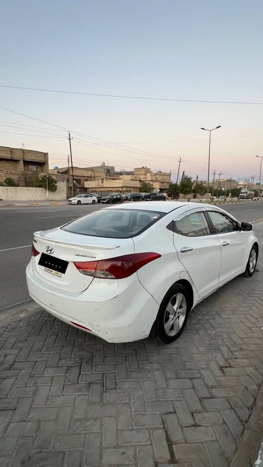 🚗 للبيع النترا 2014 خليجية – ✅فول مواصفات 🚗
✅ موديل 2014 خليجي
✅ اللون: أبيض
✅محرك 1800 دوش نوزل عريض
✅ قير أوتوماتيك
✅ الممشى: 300 ألف كم

المواصفات:

• شاشة
• كاميرا خلفية
• فتحة سقف
• مرايا شفط (طي كهربائي)
• سيارة جاهزة للاستخدام اليومي

📍 الموقع: بغداد – الغزالية

💰 السعر: شدة و10 أوراق (قابل للتفاوض بالمعقول بعد المعاينة)

📞 للتواصل والاستفسار: *********** 
يرجى الاتصال أو مراسلة الخاص.

البيع للجادين فقط، والله يرزق البائع والمشتري.
