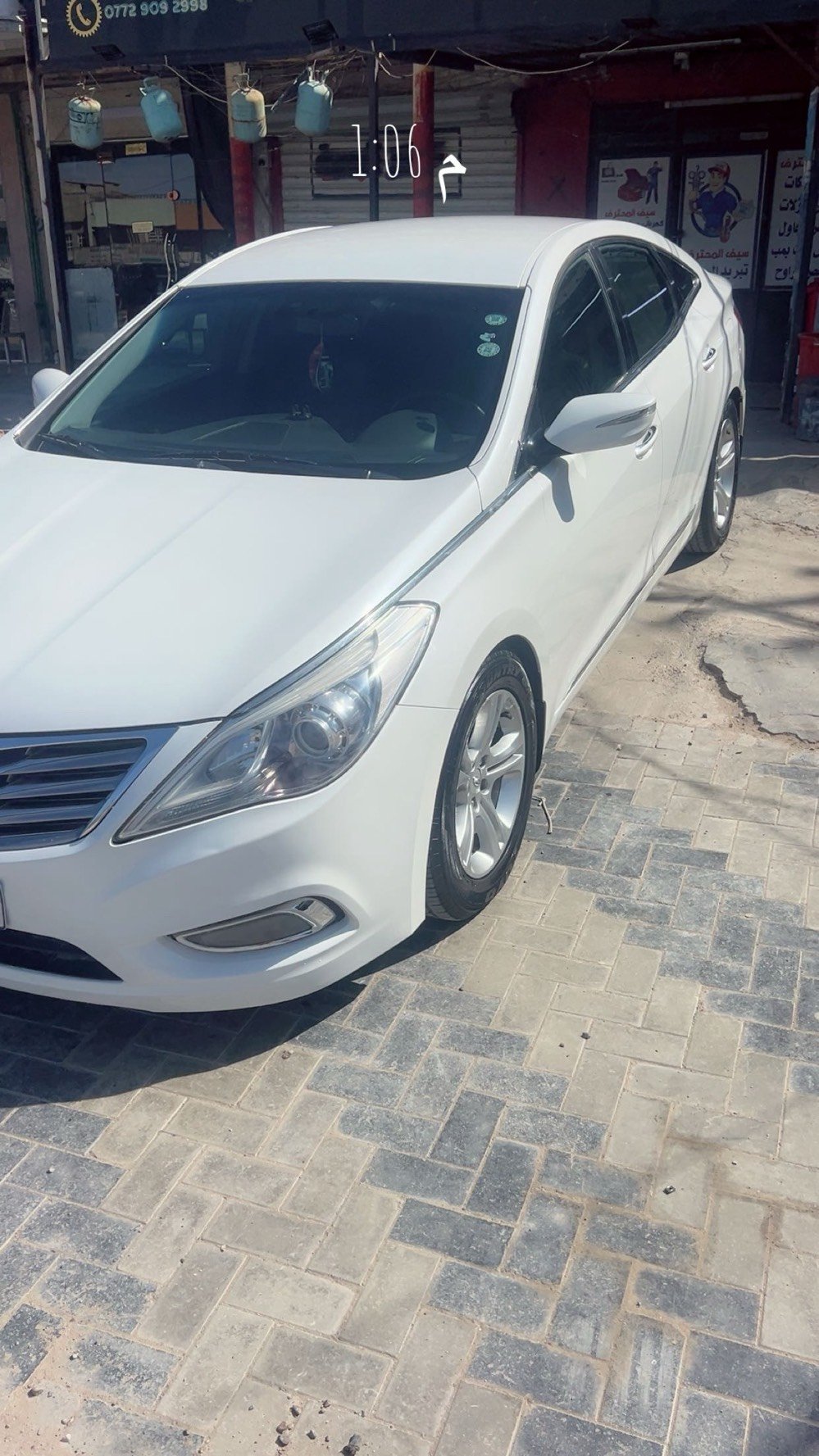 سلام عليكم شباب رمضان كريم ازيرا موديل 13 ماشيه 143 حقيقي السياره فول موصفات عدا الفتحه والبصمه مكفوله من الصبغ فقط بارد بالبابتين الي عكس السايق وصبغ الدعاميه الاماميه بسبب الاشخوط كامله وجاهزه من كلشي تخم تاير جديد ماكو نقص بيها  رقم اربيل السنويه ل 28 بسم صاحبي فقط تحويل مااسوي وكاله السياره كلش نظيفه كلش وجاهزه تشغل وتطلع 6 سلندر 3000 دوش وعليها ادامه كامله حتى دهن جديد  للبيع فقط بدون مراوس بيع فقط سعرها 123 وبيها مجال حك جيتك مكانها الغزاليه ***********