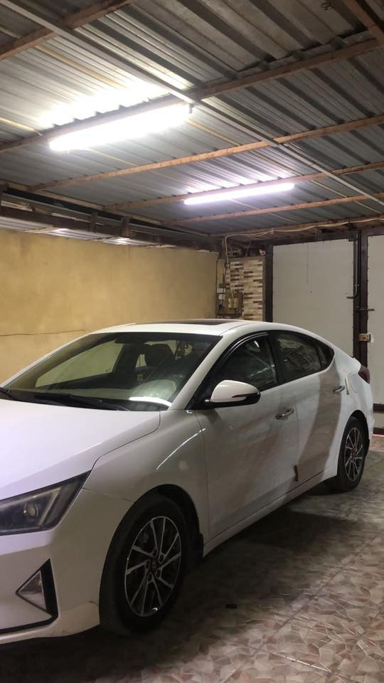 النترا ٢٠١٩ خليجي رقم كربلاء بسمي  ماشية ١٥٠ ألف مكفولة من الصبغ والضربة  السعر ١٦٠ ورقة مكان السيارة بصرة 
رقم الهاتف : ***********
