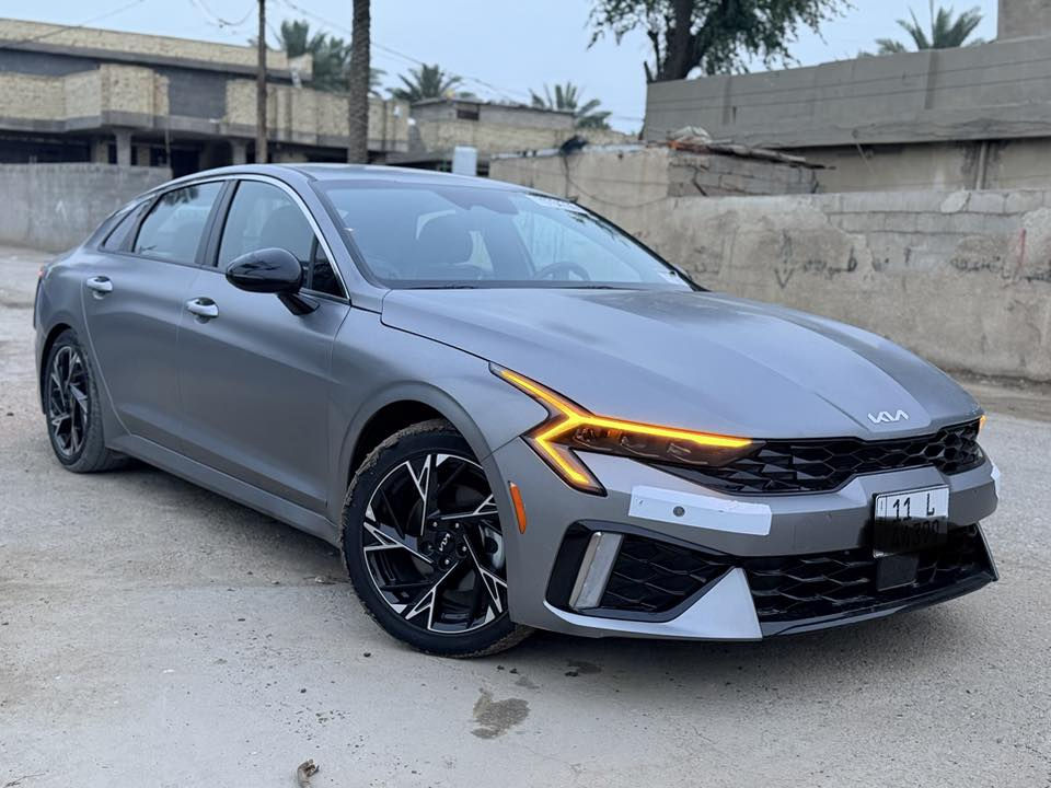 السلام وعليكم 

K5  2025

فول مواصفات عدا البانوراما 🔥

فورويل 4x4

حساسات اماميه وخلفية

رادار امامي وخلفي

لايت زينون ٣ عدسات 

لونها مات يخبل 🔥

ماشيه 11 الف فقط 

فئة gt-line 

رادارات جانبيه 

هاندبريك كهرباء 

مقاعد تدفئة

داخل جلد

كرسي كهرباء

تشغيل عن بعد

شاشة متصلة

بك لايت LED 

حادثها بسيط كلش وموضح بالصور

قطعه وحده نفسهه راجعه فقط بدون ايرباك بدون شواصي ولغود

سياره تخبل وجديد كلش

محرك ٢٥٠٠ تنفس طبيعي 

كير ٨ نمر

وضعيات قيادة 

وغيرها من المواصفات المعروفه 

مكانها بغداد

مرقم بغداد مميز

السعر 208 وبيها مجال 🔥

***********
