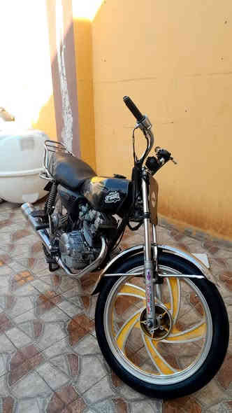 دراجه للبيع سعر 225مكان شهربان ***********
