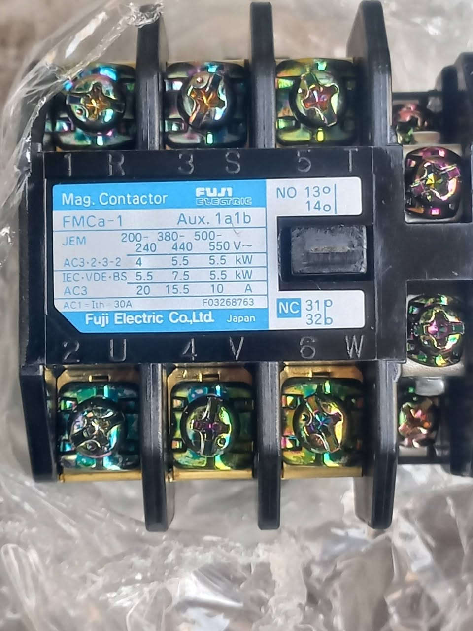 عقيل الكهربائي لتصليح المولدات والتاسيسات الكهربائيه ***********
