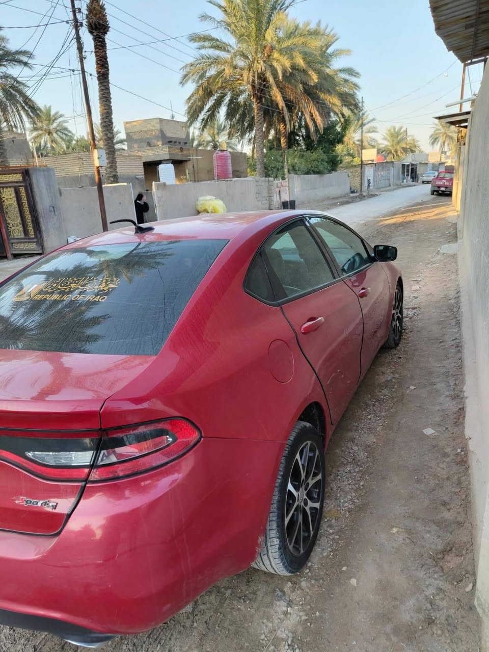 السلام عليكم 
دوج درات 2015 السياره بيه فقط قطعه وحده والباقي مكفوله كفاله عامه كير ومكينه كفاله السياره فول مواصفات واحد على واحد تبريد شغال عله وضع الشركه رقم بغداد مشروع وطني مكينه 2400 السياره جديده مال جناي ماناقصه اي شي السونار موجود بالصور مكاني بابل 
السعر 85 وبيه مجال 
استفسار /***********
