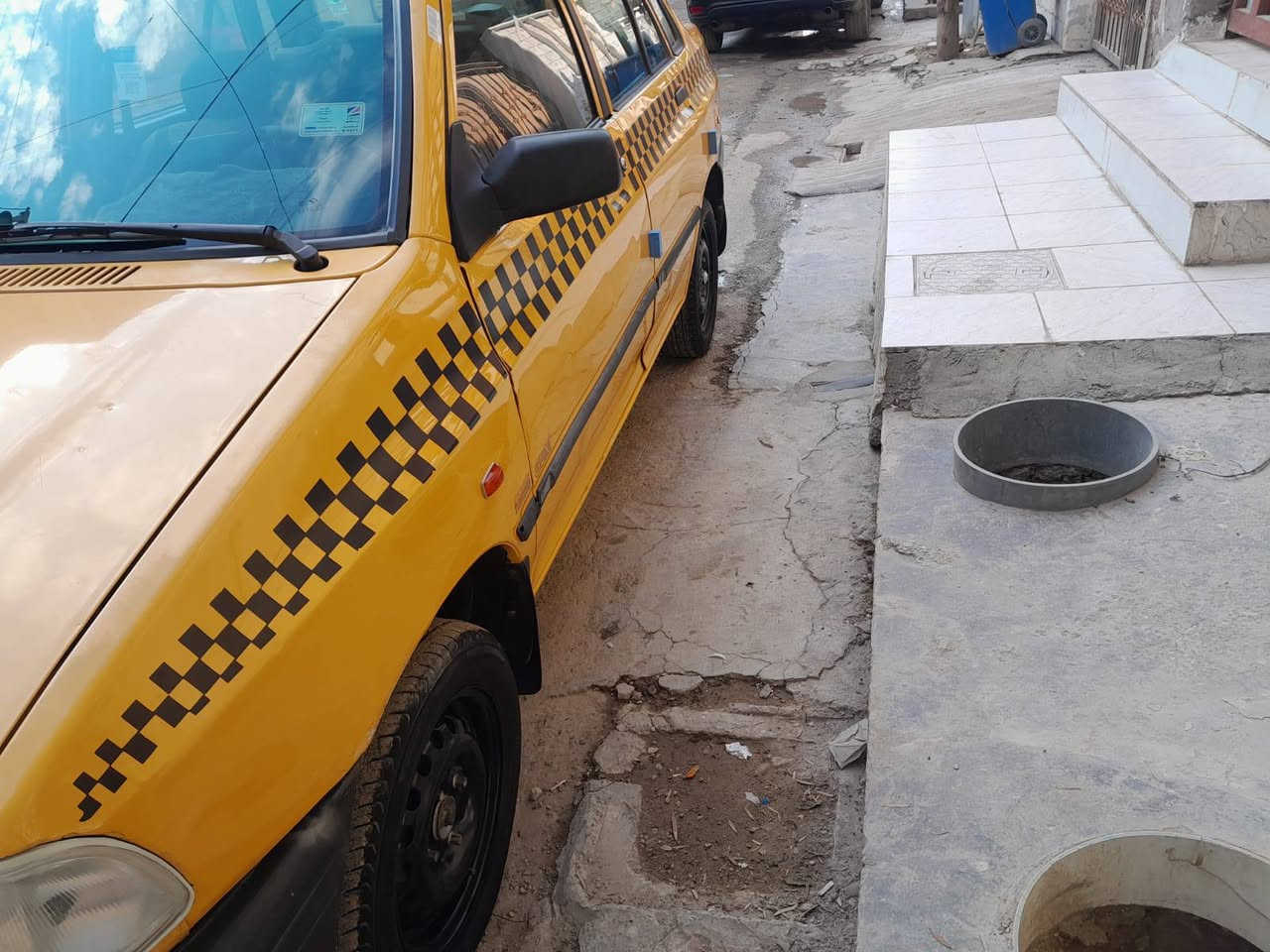 سلام عليكم سايبا لبيع موديل(٢٠١٠)
 محرك وكير تمام تخم تاير جديد
 كهربائيات كلها شغاله مابيها شي
 موشغال تبريد تدفئه شغاله بس
 بيها باب الايمن مبدل جهت العبري
  الخلفي والجاملغ مصبوغ هم الخلفي
 الايمن والشراي يتصل وشرط التحويل
 يعني اكاتبك مروري ومكان السياره
 بالشعب تحياتي لكم اخواني
***********
