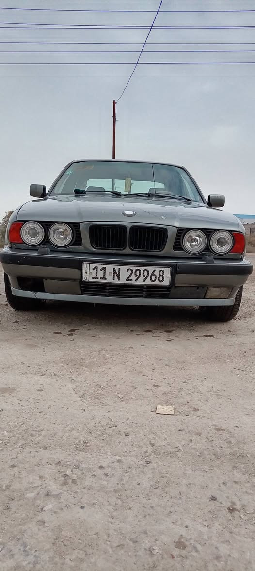 ٥٢٥
سياره خير من الله مكينه وكير وحداده كله جديد بجم عريض فتحه بل قماره جام كهربائي مكينه حاويه تخم تاير كهربائيات كله شغاله  رقم بغداد ابسمي مكاني ناصريه سعرها ٤٧ وبيه مجال ال؛اراي يتصل ***********
