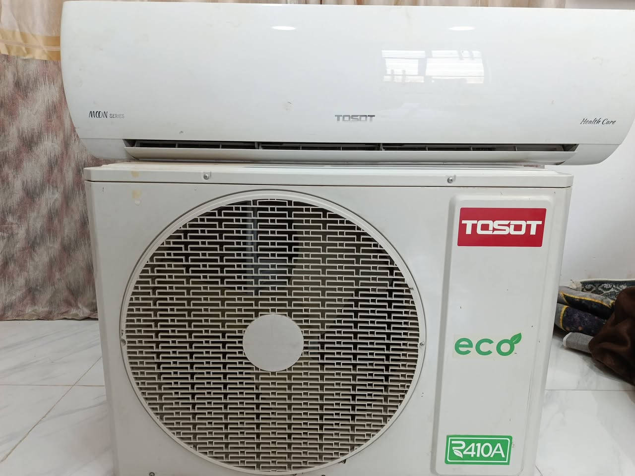 سلام عليكم سبلت توسوت 2طن غاز 410مشتغل موسم واحد سبب البيع حولت منطقة ما بيهة كهرباء وطني  
سعر 650 وبي مجال 
مكاني بغداد الشعب قرب الجامع المحترك 
***********
