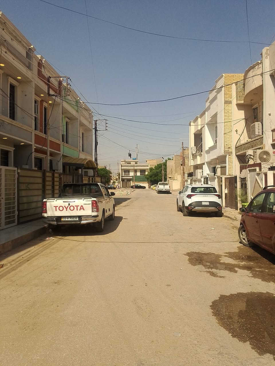 ‏السلام عليكم ورحمه الله
‏مشتمل للبيع مساحه 85 متر طابقين 
‏زراعي سند 25 (سند الارض زراعي ملك صرف)
‏المشتمل زيرو بناء 2025 جاهز 
‏يرهم استثمار كلش حلو للطالب لانو مجاور الكليه 
‏الوارد الشهري اقل شي مليون دينار فما فوق 
‏العنوان /بغداد / الدورة / الرواد / مجاور كليه الهادي 
‏الطابق الاول / صاله +مطبخ+خدمات + غرفه نوم 
‏الطابق الثاني / غرفتين نوم + حمام +بيتونه 
‏للاستفسار /***********
‏

