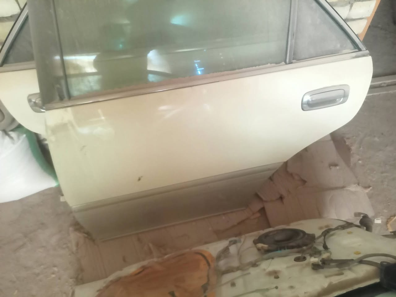 سلام عليكم فره ملكه البيع السعر 150 نظيفه حلوه كامله بطاين سماعات جام العنوان نجف غير متواجد على فيس ***********
