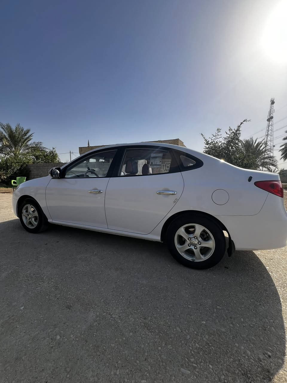 السلام عليكم
النترا 2011 رقم جديد 
كفاله عامه عدا هذه الشخط كما موضح بالصوره 
والباقي كله كفاله 
كير ومحرك كفاله
باتري جديد كهربائيات كله شغال تخم تاير 
تدفئه تبريد كله شغال
السعر 127 مجال بسيط 
العنوان واسط الزبيديه 
للاستفسار ***********
