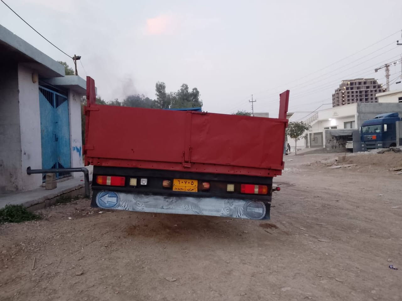 للبیع مان موديل 2003گير أوتوماتيك رتايدر حجم محرك 410پمپو نوذل سياره مكفول كفال عامه جناي جاهز مجاهز للشغول مكان كلار معرز ئاسو طريق صناعة رقم الهاتف ***********
