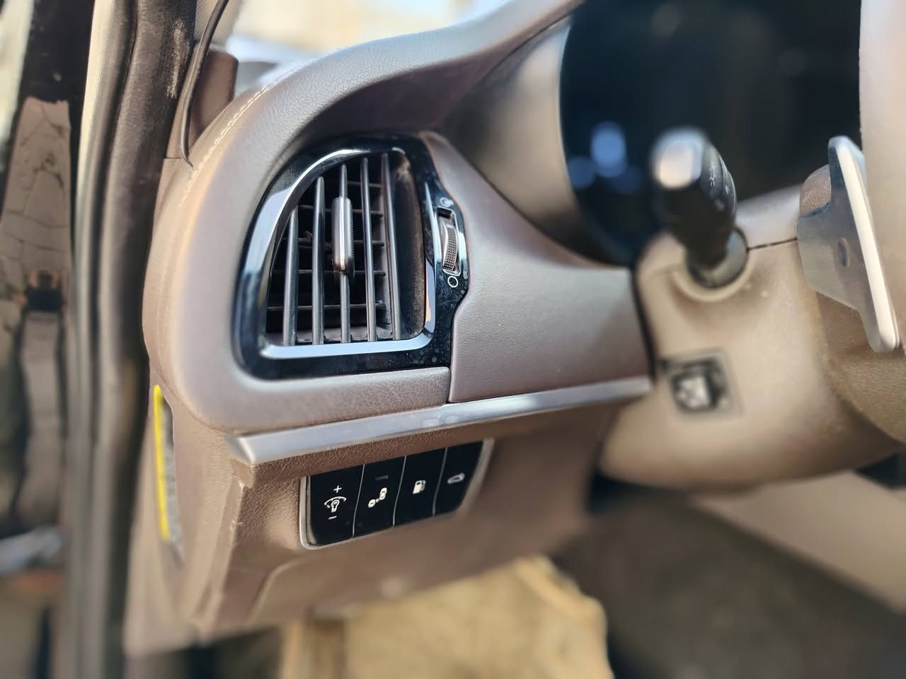 السلام عليكم
للبيع او المراوس
كيا استنكر 2018
وارد كوري
الحادث جاملغ الايمن وبنيد 
محرك ٤ اسلندر تيربو
gt2
فول مواصفات
بصمه تشغيل معه ابواب
حساسات امامي خلفي
كشنات تدفئه تبريد
مواصفات كلش اهواي 
البارحه بلليل كامت السياره بس تمشي اطلع صوت  ابيع كايمه السعر ب ١٣٠  وبيها مجال بسيط
التواصل ***********
او مراسلة الصفحه
