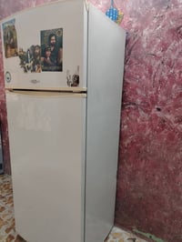 ثلاجه للبيع شغله تبريد فول تأخذها عل فحص 150 وبيه مجال 07718118047  وت...