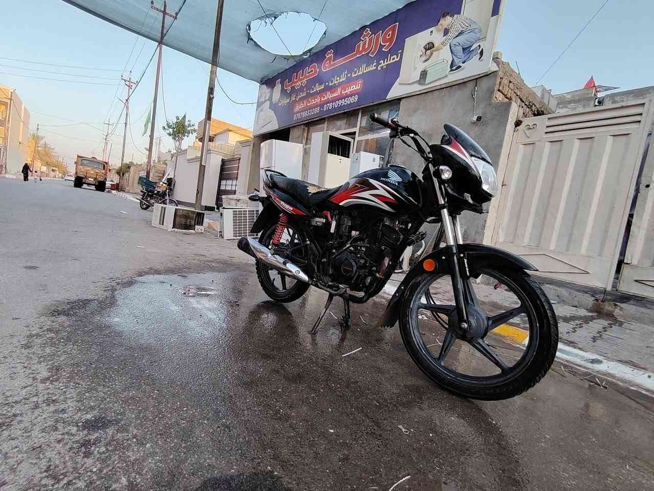 دراجه للبيع اي نقص مابيه كله شغال السعر 550وبي مجال الاستفسار على الرقم ***********
