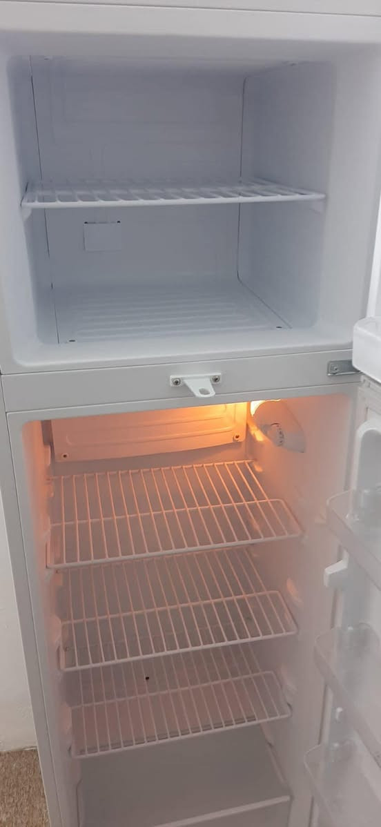 سلام عليكم عندي ثلاجه جديده نظيفه كلش زينه نوعيته مامستعملتهه اهوايه 
مكاني كربلاء 
السعر ٣٠٠


**إذا كنت صاحب هذا الإعلان وتريد حذفه لأي سبب، رجاءا أرسل رسالة إلى الدعم الفني**