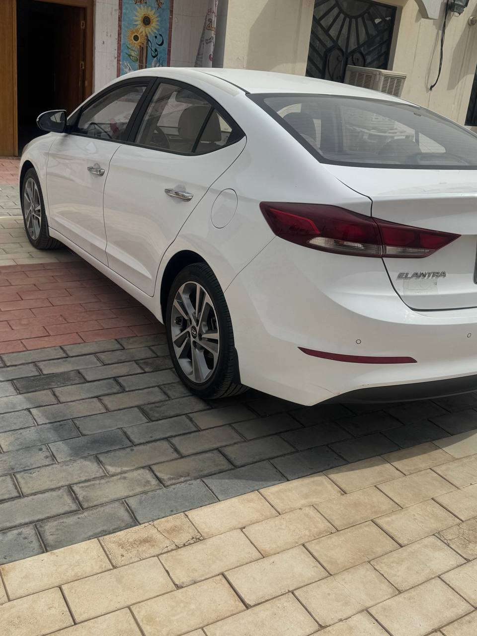 هونداي النترا  2019   ELANTRA  سوبر
خليجي  فول موصفات عدا البصمه     
شمالي اربيل وكاله او تحويل
محرك 2000cc 
 نضام ABS
فتحه سلايد روف
كامره خلفيه دواره 
شاشة 
تحكم أستيرن 
وضعيات قيادة متعدده 3 وضعيات
حساسات خلفي
 مري شفط نضام ترحيب 
لد نهاري 
تبريد قطعتين
ويل كب/ويل كروم/ويل 17
داخل جلد بيجي
مدخل AUX+USB/بلوتوث...
كفاله عامه حتى الدعاميات فقط كرت صغير خلف قبق البانزين 
للاستفسار اكثر  الاتصال ع رقم ***********
مكاني النجف
