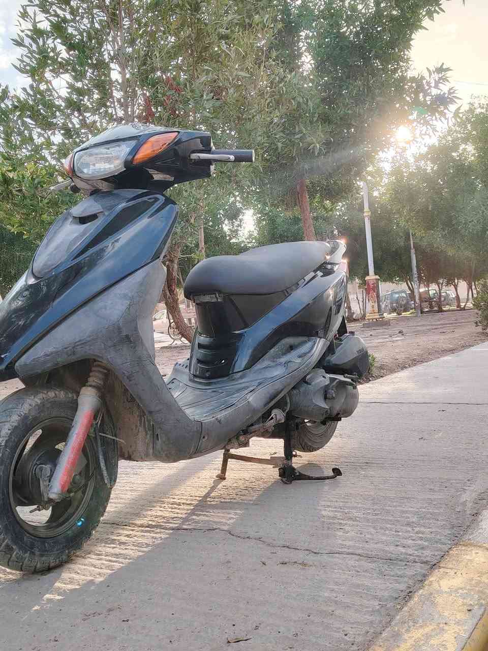 السلام عليكم
دراجه بريس فحل للبيع شغاله كلشي شغال بيها
المكينه مبدل بيها فقط بوشه وهاذا رقمي ***********
