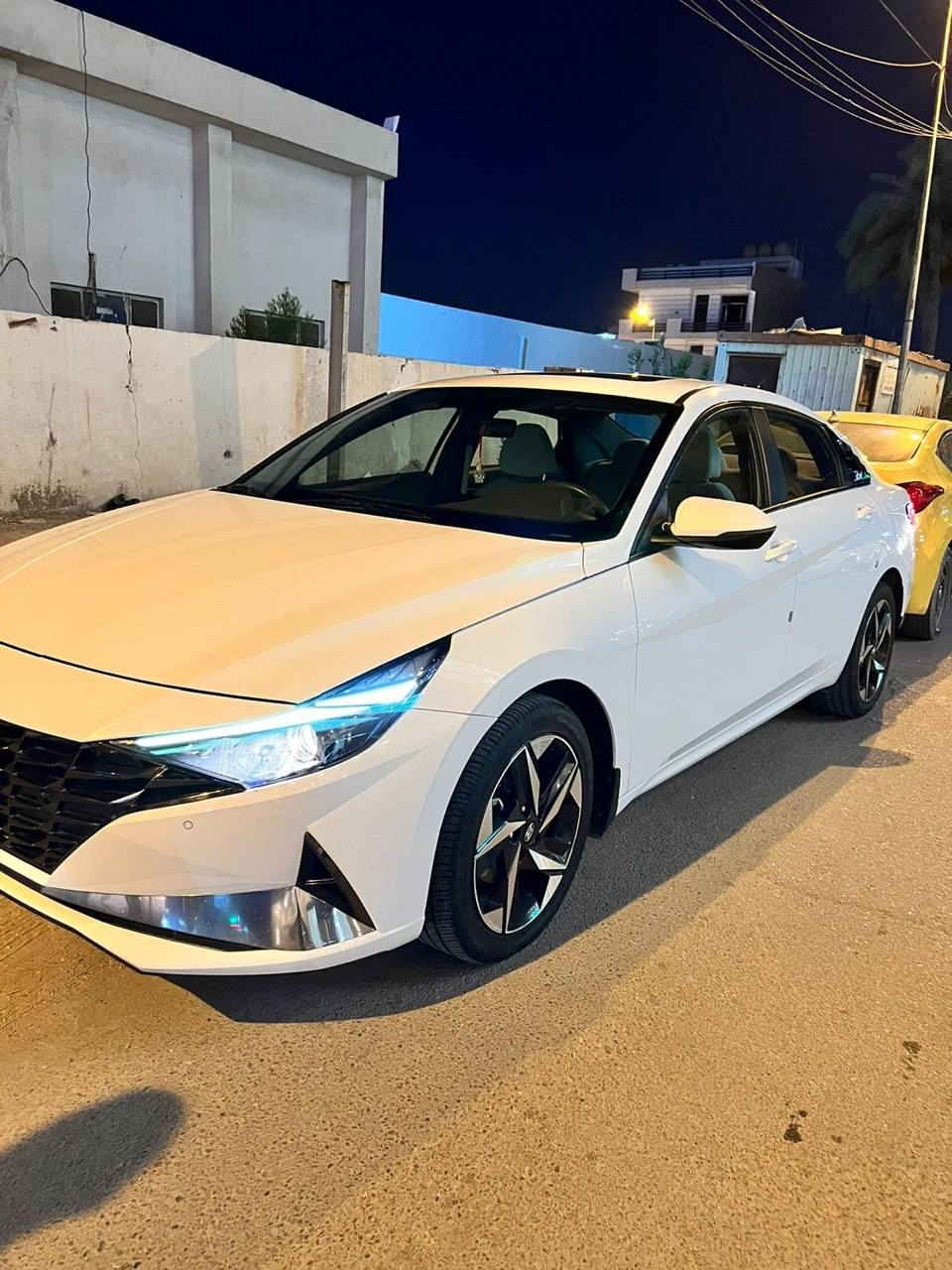 السلام عليكم النترا ٢٠٢١ خليجي  محرك ٢٠٠٠ دوش كير ٦ نمر at  فول مواصفات
١ فتحه سقف
٢حساسات امامي خلفي
٣شاحن لاسلكي 
٤ ترحيب بالمري واشاير وقلاب 
٥صندق ذكي يفتح عند الاقتراب 
٦تبريد قطعتين 
٧ لايت وبكلايت ليد متصل 
٨ويلكب ١٧ 
السياره ماشيه ٧٤الف كم
بيها صبغ بحافة البنيد  السعر ١٧٧ السيارة ب اسمي تحويل ثاني يوم مكاني بغداد البياع  ***********
