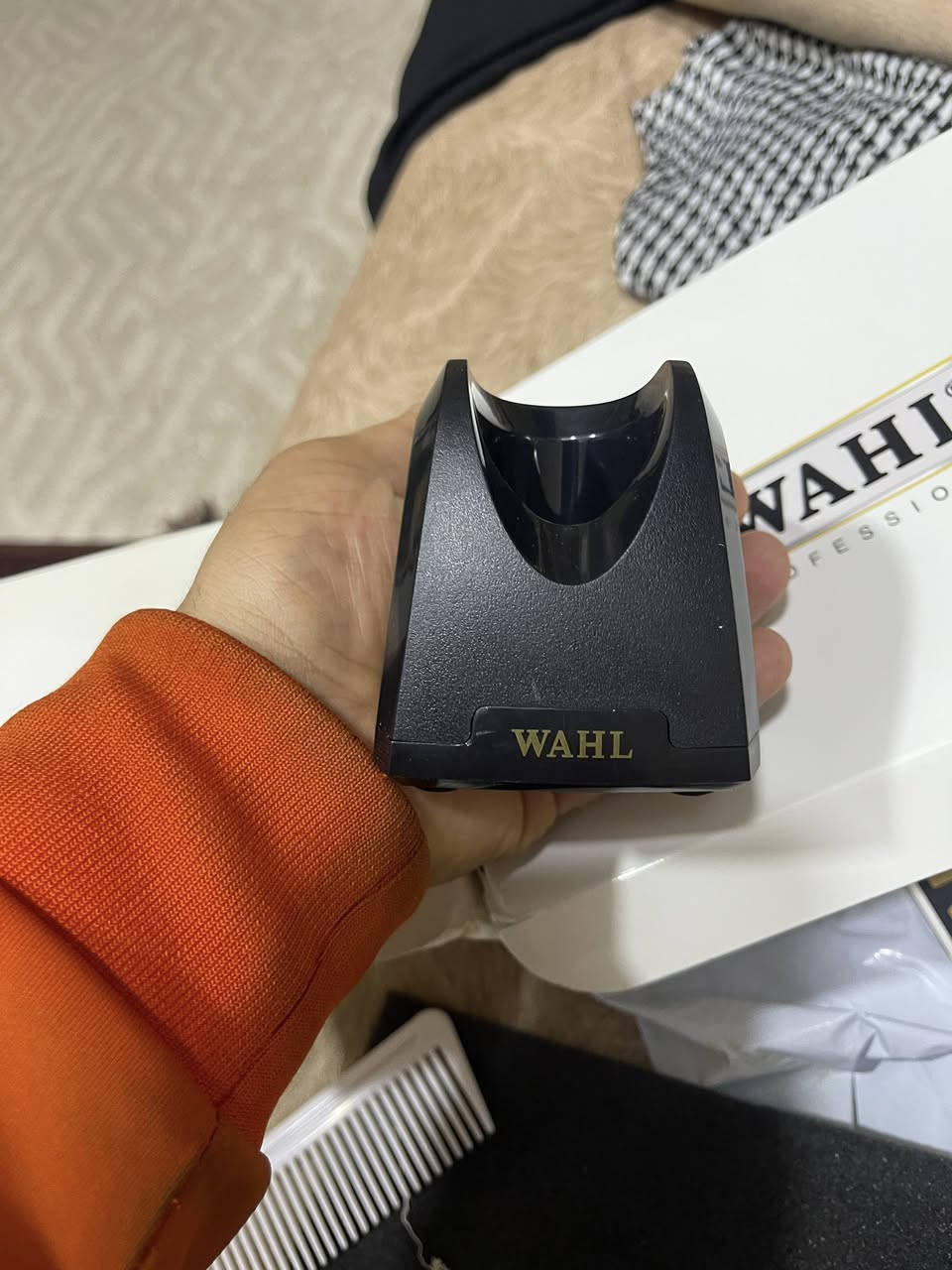 السلام عليكم مكينه حلاقة ويل الاصلي تحديد للحيه هاي نضافه ٩٠٪؜  هاي الضرر البيه ونقص امشاطه بس الباقي كامل مكمل سعره ٥٥ واصل للبيتكم


**إذا كنت صاحب هذا الإعلان وتريد حذفه لأي سبب، رجاءا أرسل رسالة إلى الدعم الفني**