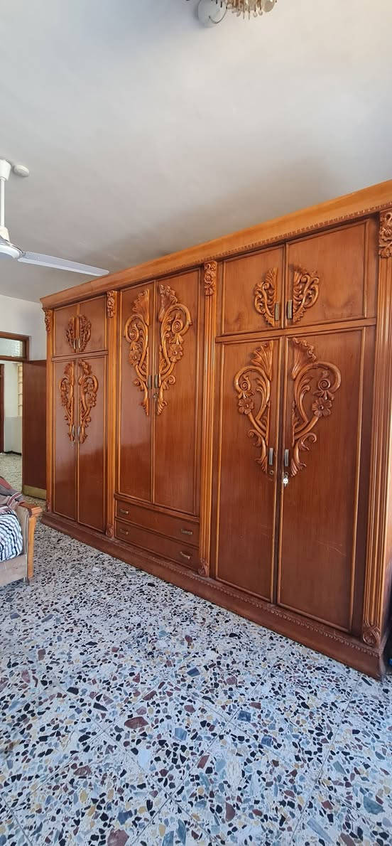 السلام عليكم غرفه اخشاب للبيع مستعمله نظيفه مثل ما واضح بالفيديو سعرها مليون ونص


**إذا كنت صاحب هذا الإعلان وتريد حذفه لأي سبب، رجاءا أرسل رسالة إلى الدعم الفني**