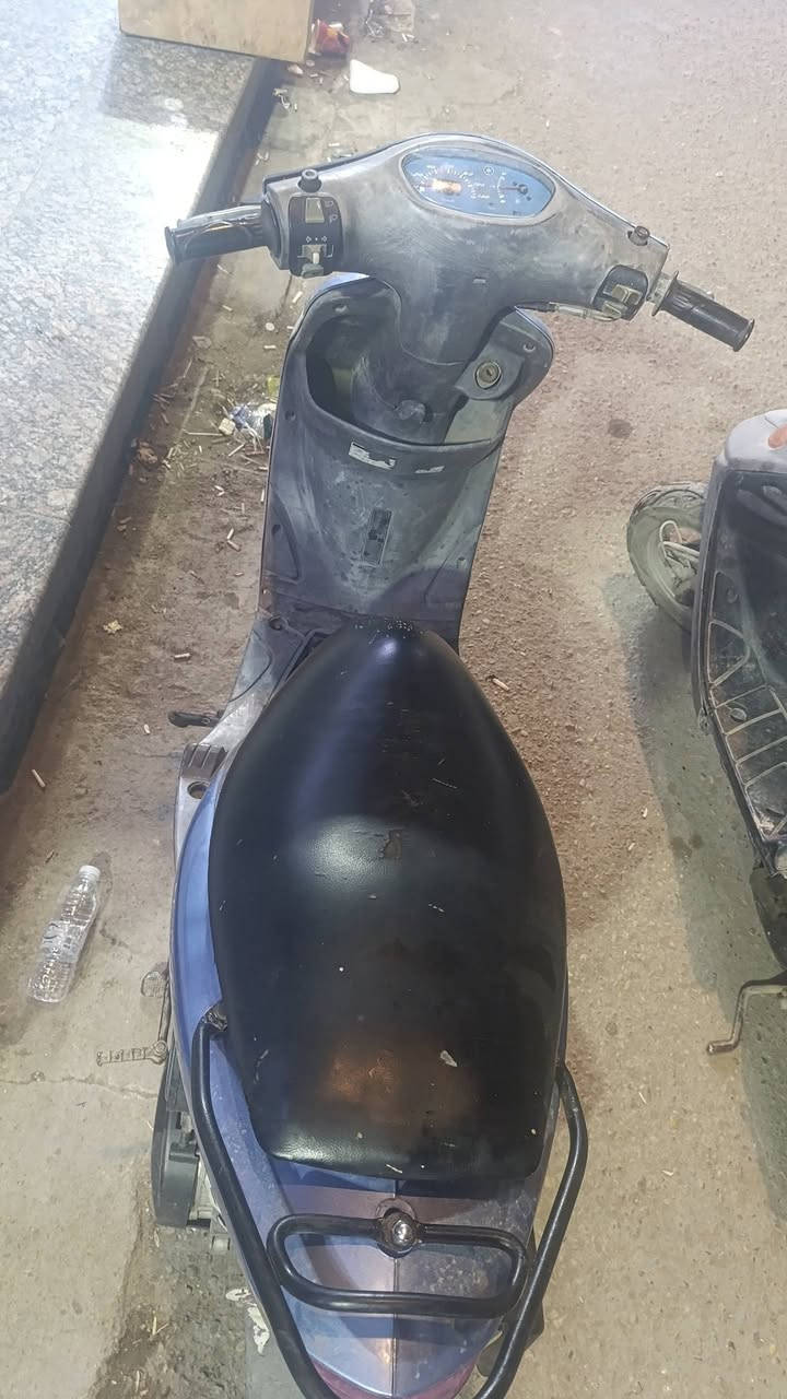 ماكس منغولي للبيع دراجه شغاله من الطول للطول مابيه نقص ماعدا كيج البانزين معلك مبدل ولفات فقط مال تفصيخ مكاني الناصريه السعر 700 وبيه مجال 
رقمي ***********
