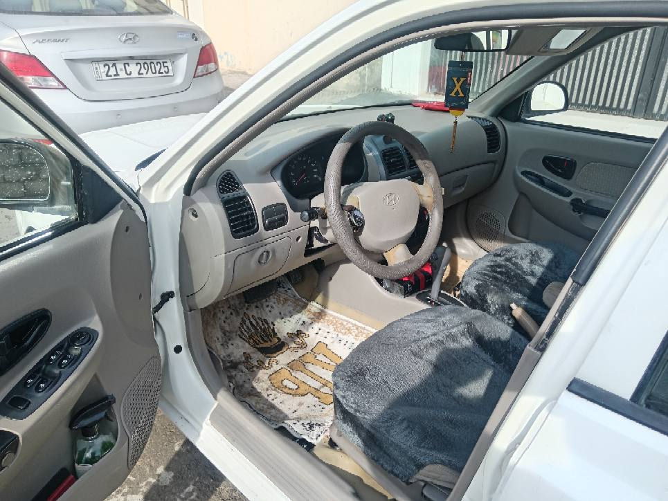 تبريد وتدفة وطخم تاير جديد بيها  وصدرها توب رقم اربيل دفتر بانزين بيها
قطع وحدة بيها صبغ ومكانين تعديل
مكان كركوك
سعرها ٦٨ وبيها مجال بسيط 

شراي يخابر علىهذا رقم اني مكلف بالنشر
*********** كركوك, العراق
