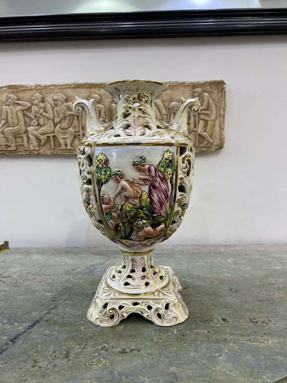 قطع كابديمونتي ايطالي انتيك نظيف
***********
