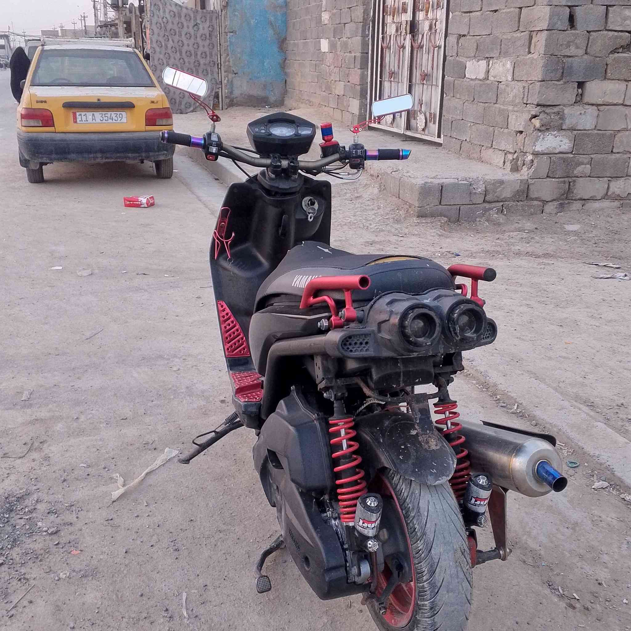 سلام عليكم جبلي للبيع مكينه بلاديه بيه تزويد خارجي كلجات صالنصه بوري عدل دراجه احله من صور كله شغال كبل لشارع سعرها ٩٠٠ بيها مجال مكاني نهايت حي اور ***********
