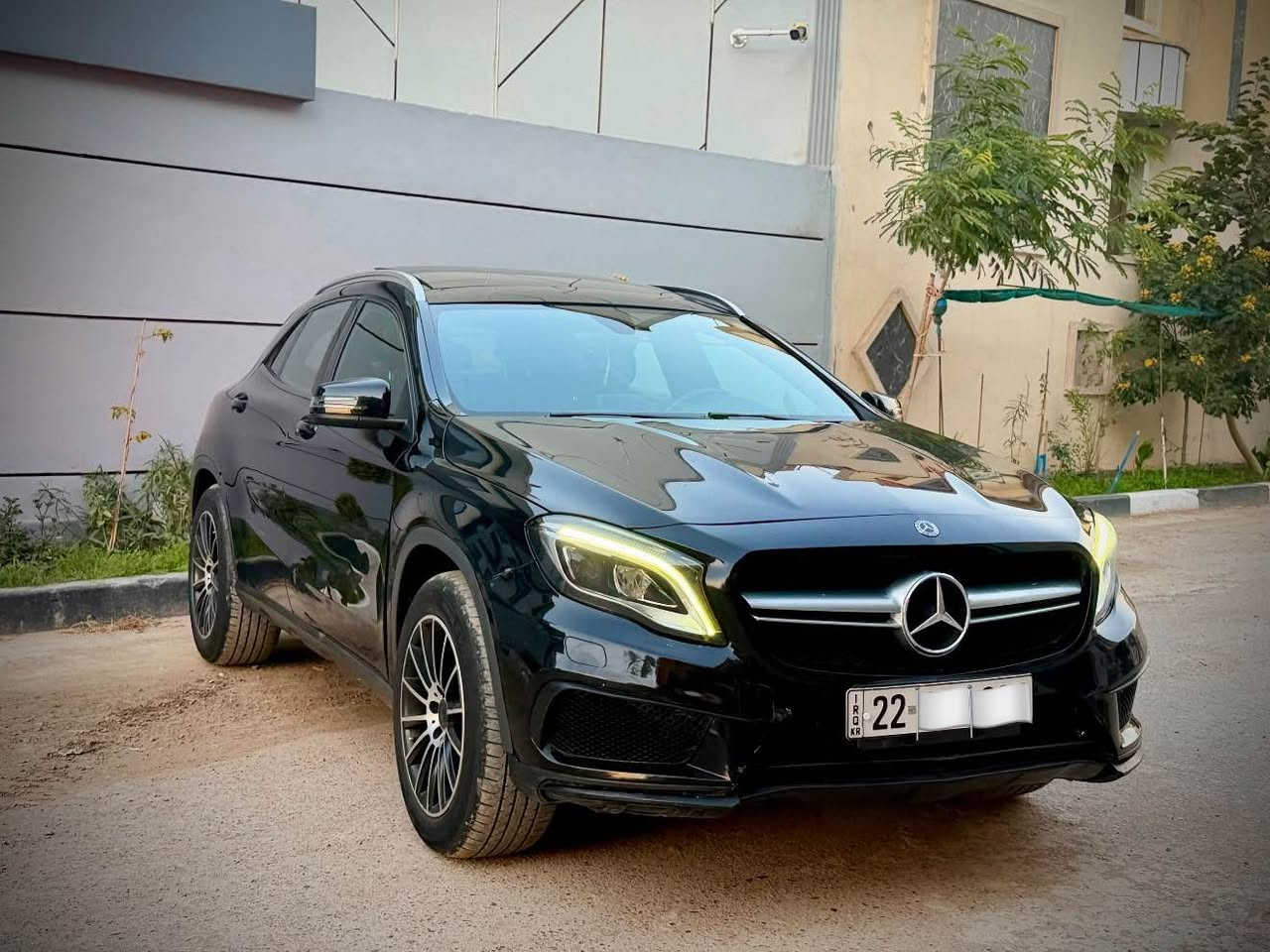 السلام عليكم حبايبي
بيع او مراوس 

مارسيدس GLA250
خليجي 2018 بچم AMG
مع المازداتAMG
بالعراق بيه ٣ قطع صبغ 
خصره بسيطه بمقدمه الداخل
المواصفات
بانوراما 
كشنات كهرباء
كشنات خزن
تدفئة كشن
بصمه
سايد بريك بصمه
عداد دجتل
شاشة كبيرة
ماوس شاشه
كاميره خلفيه دواره٣ زواية
اشاير مري
مري كهرباء
رادار مري
تركشن
كير مثبت سرعه
مري اوتو
مازدات داينمك هايلوجي
محرك كير مكفول من كلشي
صدر حدادية جديدات
تايرات ميزانيه كلة جديد
نواقص نهائيا ماكو
ماشيه72الف mil حقيقي
سنويه جديدة لل2030
رقم اربيل تحويل مباشر
السعر 185ورقة مجال بسيط جدا
العنوان بغداد
للاتصال
*********** بغداد, العراق
